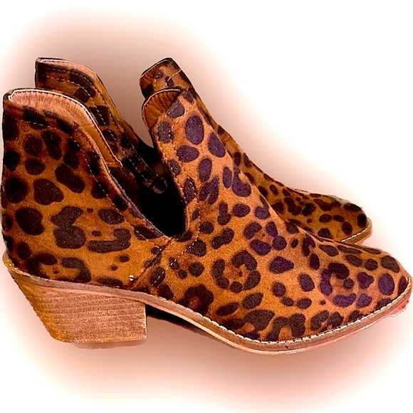 Beast Fashion Leopard Print Ankle Boot Slip On Calf Hair short heel - Picture 3 of 9